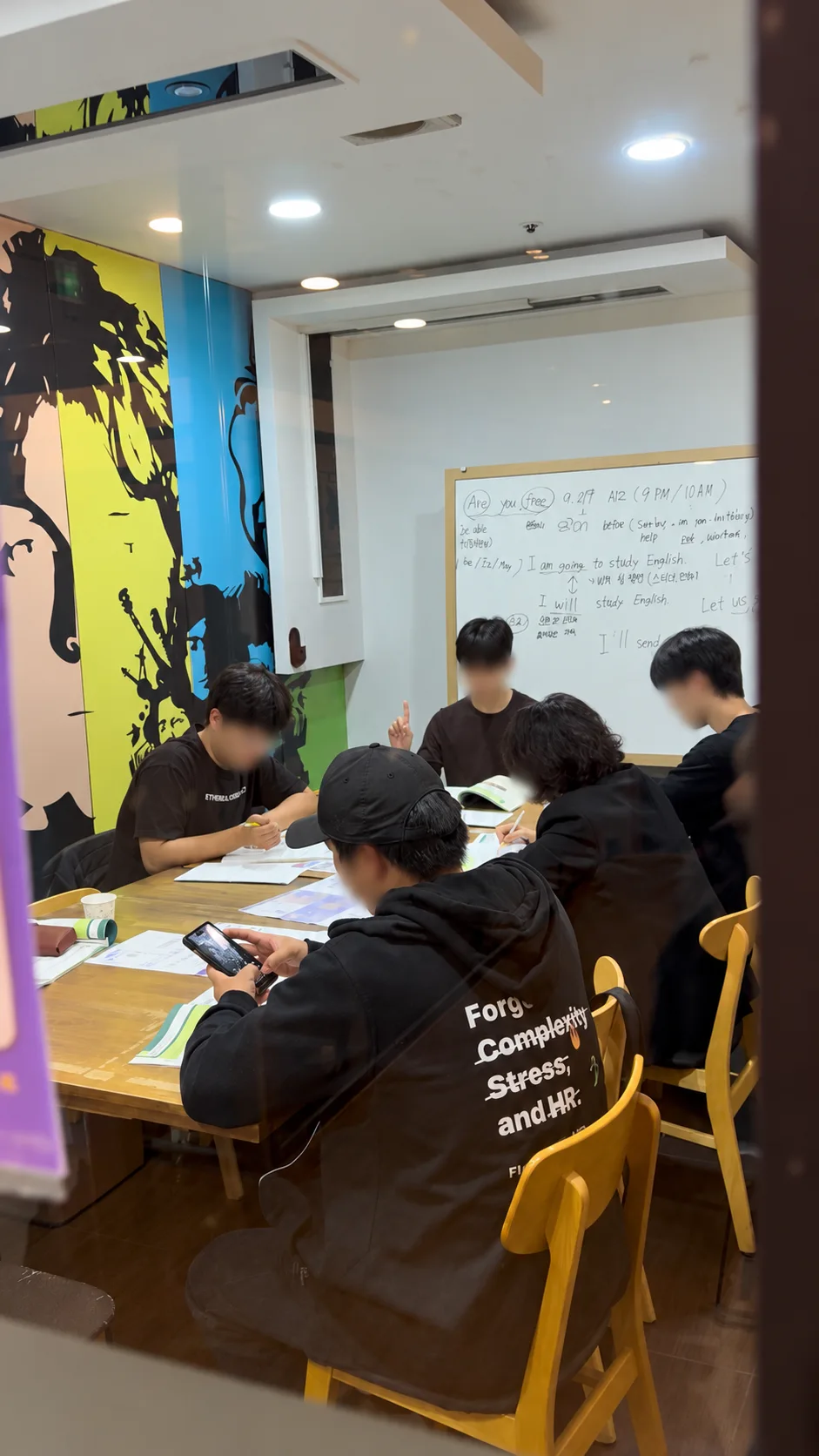 팔로 일산점 내부 모습